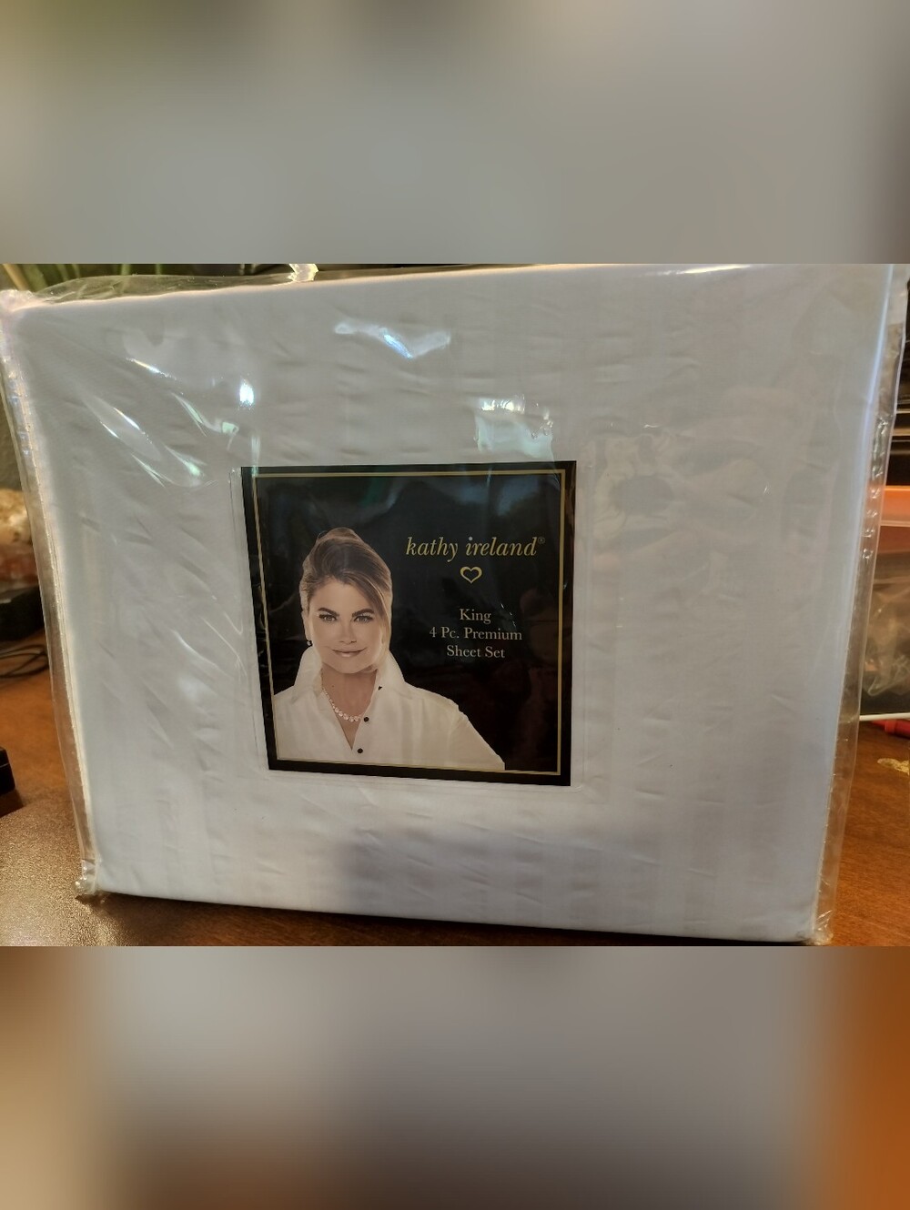 Kathy Ireland King 4‑Piece Premium Sheet Set – White Stripe